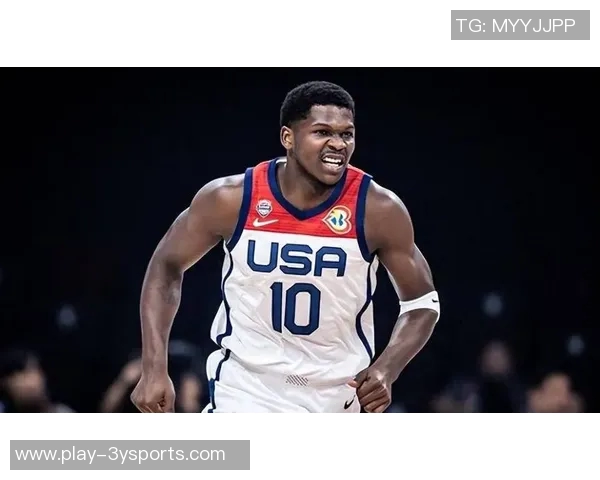 爱德华兹上半场表现亮眼15投6中三分球命中率不佳仍贡献17分1板2助 爱德华兹上半场表现亮眼15投6中三分球命中率不佳仍贡献17分1板2助