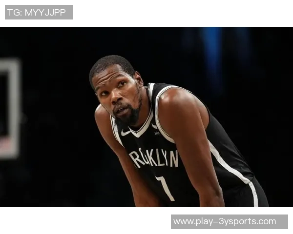 杜兰特回忆雷霆时期的多重角色扮演与球星风格的融合之路 杜兰特回忆雷霆时期的多重角色扮演与球星风格的融合之路